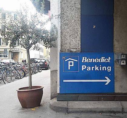 Gratis-Parkplätze bei Benedict Zürich